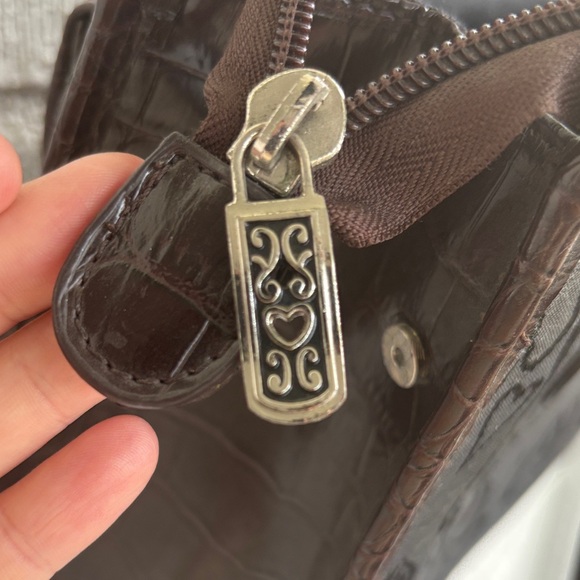 Brighton Leather Crocodile Pattern Brown Vintage Shoulder Bag sz OS - Picture 13 of 14